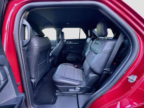 New 2026 Ford Explorer ST-Line w/ ST-Line Street Pack RWD image 24