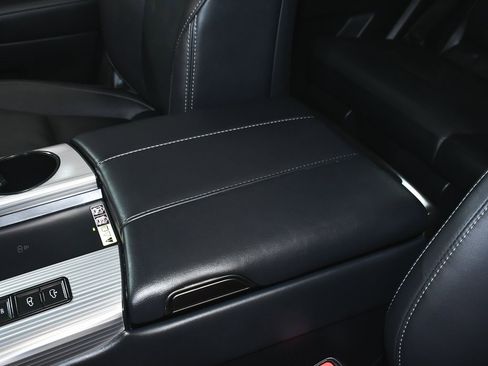 Used 2024 Lexus LX 600 F Sport image 57