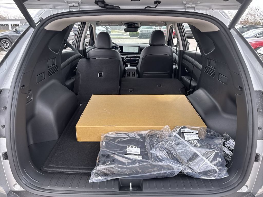 Used 2025 Hyundai Tucson SEL AWD/4WD image 29
