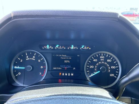 Used 2019 Ford F150 XLT w/ Equipment Group 302A Luxury AWD/4WD image 12