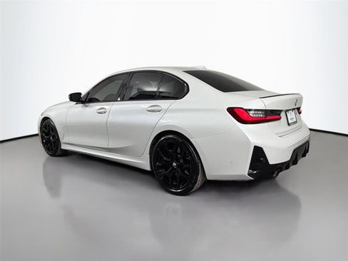 Used 2026 BMW 330i Sedan w/ M Sport Package RWD image 7