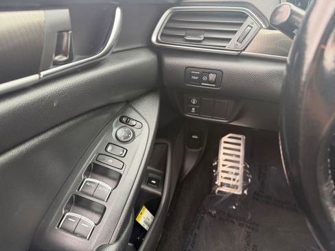 Used 2021 Honda Accord Sport image 23