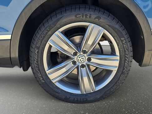 Used 2018 Volkswagen Tiguan SEL Premium AWD/4WD image 37