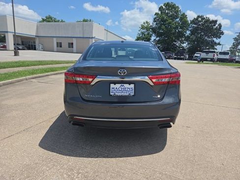 Used 2017 Toyota Avalon XLE FWD image 4