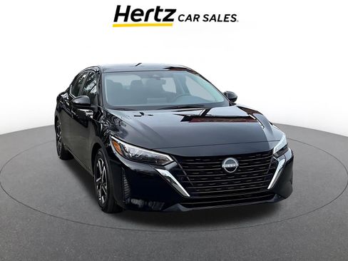 Used 2025 Nissan Sentra SV image 1