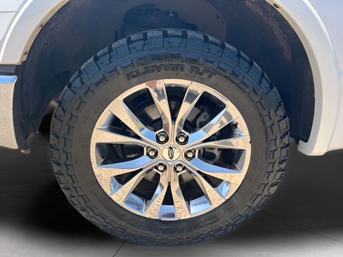 Used 2017 Ford F150 Lariat AWD/4WD image 10