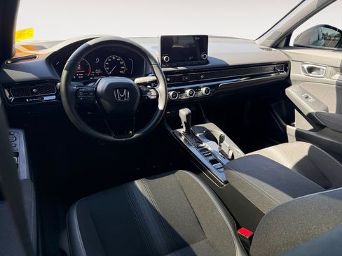 Used 2025 Honda Civic Sport image 15