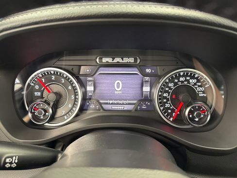 Used 2023 RAM 1500 Laramie AWD/4WD image 17