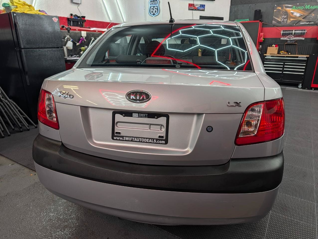 Used 2007 Kia Rio LX FWD image 5