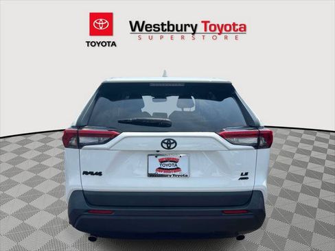 Certified 2023 Toyota RAV4 LE AWD/4WD image 8