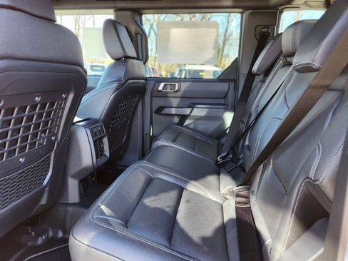 New 2025 Ford Bronco Big Bend w/ Black Diamond Package AWD/4WD image 14