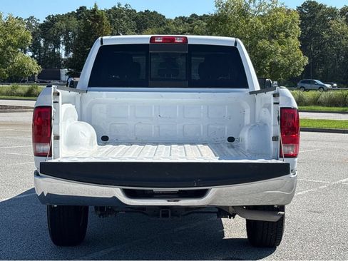 Used 2023 RAM 1500 Classic SLT w/ Trailer & Traction Group AWD/4WD image 23