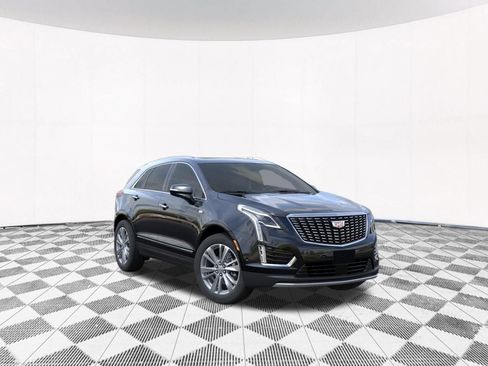New 2026 Cadillac XT5 Premium Luxury w/ LPO, Floor Liner Package AWD/4WD image 8