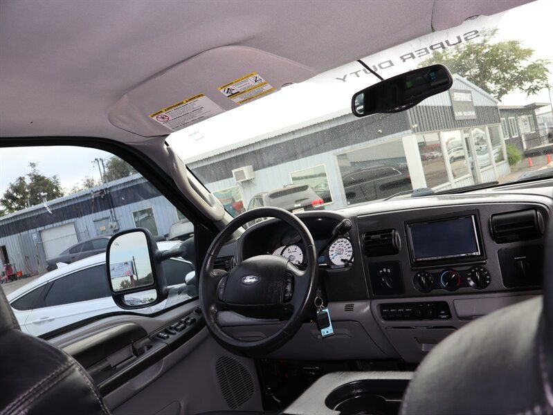 Used 2006 Ford F250 XL AWD/4WD image 19