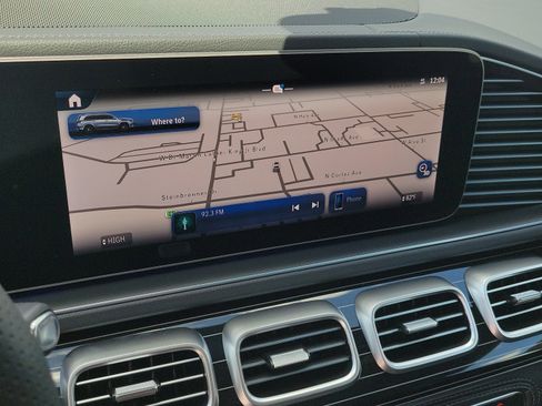 New 2026 Mercedes-Benz GLS 580 4MATIC image 27
