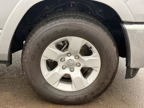 Used 2025 RAM 1500 Big Horn image 37