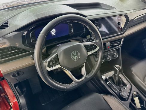 Used 2023 Volkswagen Taos SEL AWD/4WD image 13