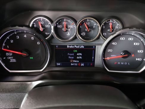 Used 2021 Chevrolet Silverado 1500 LT Trail Boss w/ Convenience Package II AWD/4WD image 4