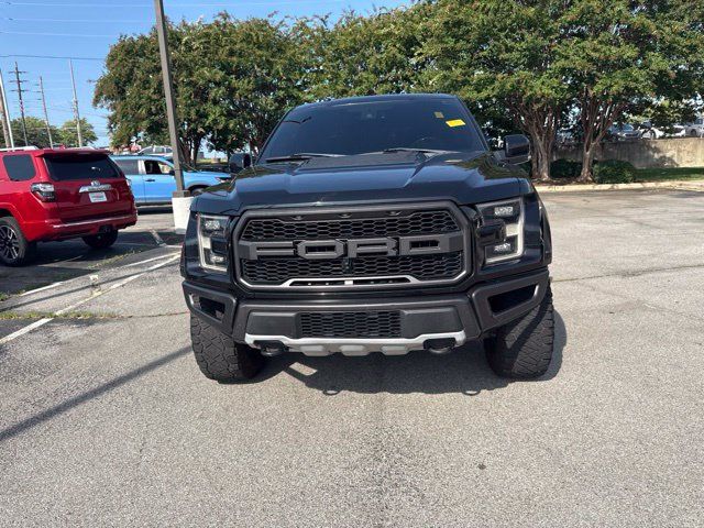 Used 2018 Ford F150 Raptor w/ Equipment Group 802A Luxury AWD/4WD image 9