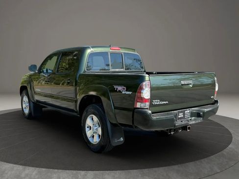 Used 2013 Toyota Tacoma 4x4 Double Cab w/ TRD Sport Pkg image 4