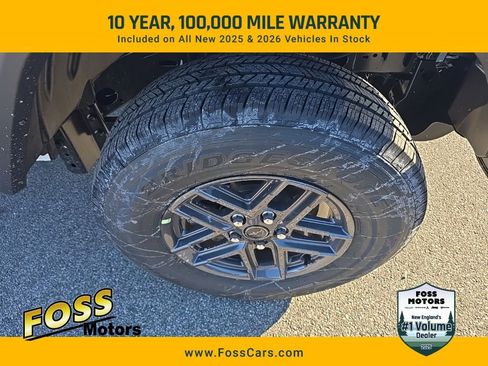 New 2026 Jeep Gladiator Sport image 9