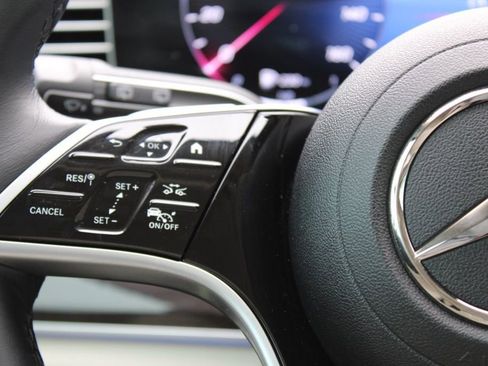 Used 2025 Mercedes-Benz GLE 580 4MATIC image 14