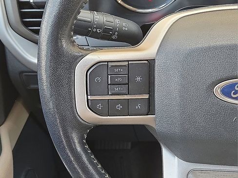 Used 2022 Ford Expedition Max XLT image 20