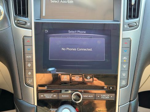 Used 2014 INFINITI Q50 AWD w/ Moonroof Package image 60