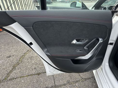 Used 2022 Mercedes-Benz CLA 250 4MATIC image 18