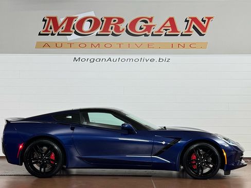 Used 2018 Chevrolet Corvette Stingray Coupe w/ 2LT Preferred Equipment Group image 2