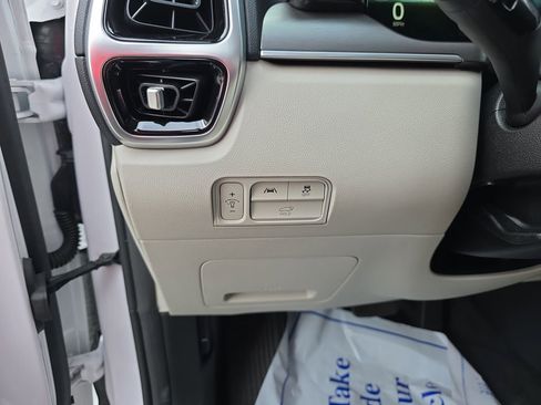 Used 2023 Kia Sorento SX image 20