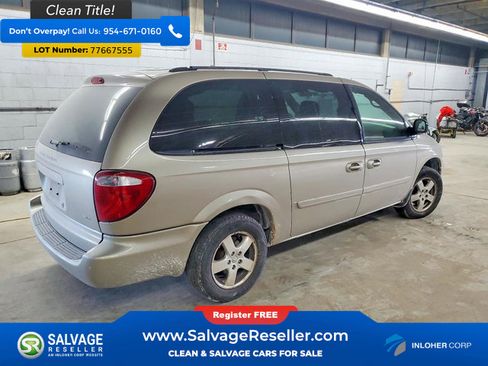 Used 2007 Dodge Grand Caravan SXT w/ Leather Interior Group image 4