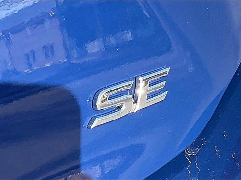 Used 2026 Toyota Camry SE image 10