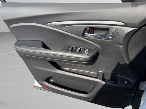 New 2026 Honda Ridgeline RTL image 21