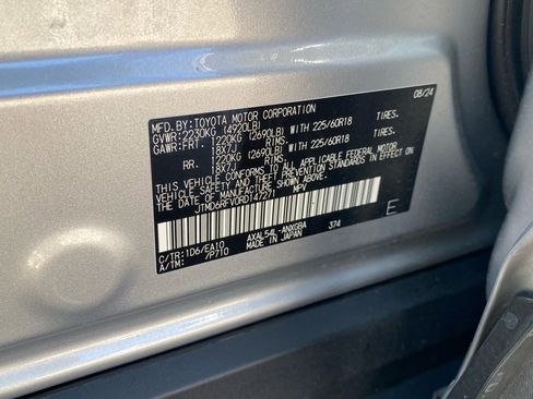 Used 2024 Toyota RAV4 Limited w/ Advanced Technology Package image 18