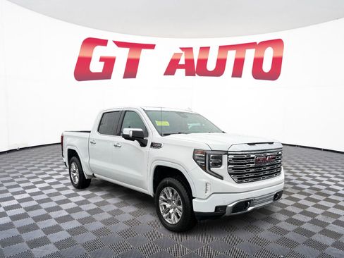 Used 2023 GMC Sierra 1500 Denali w/ Technology Package AWD/4WD image 1