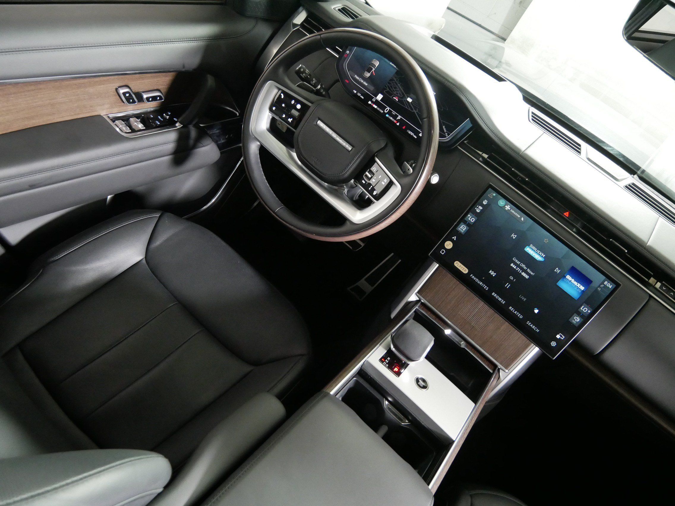 Used 2024 Land Rover Range Rover Autobiography AWD/4WD image 9