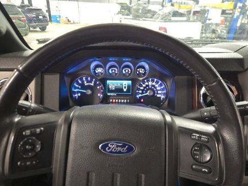 Used 2016 Ford F250 Lariat w/ Chrome Package AWD/4WD image 17