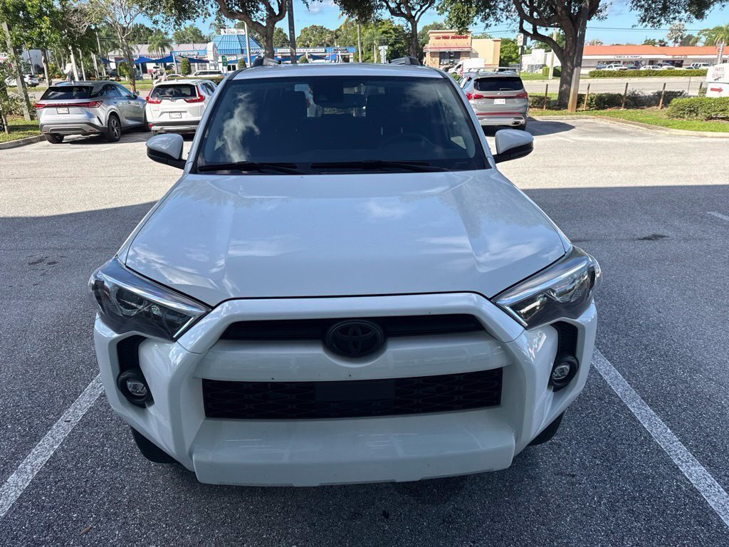 Used 2024 Toyota 4Runner SR5 AWD/4WD image 3