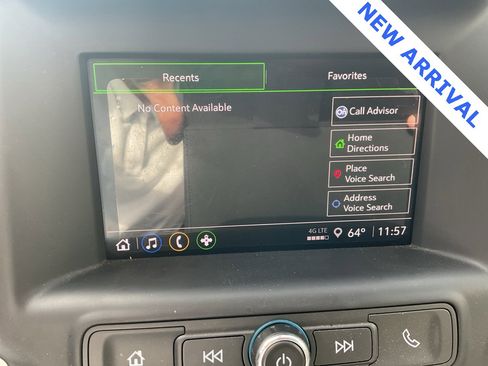 Used 2023 GMC Terrain SLE w/ Driver Convenience Package image 16