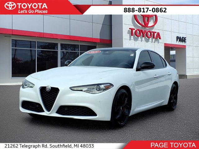 Used 2021 Alfa Romeo Giulia Ti w/ Nero Edizione AWD/4WD image 1