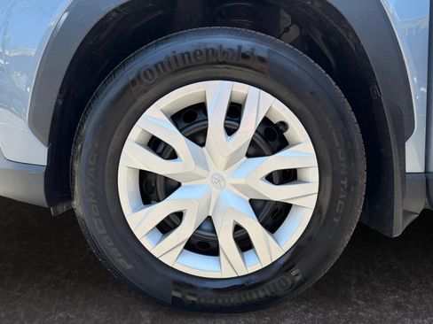 Used 2026 Toyota Corolla Cross L FWD image 14