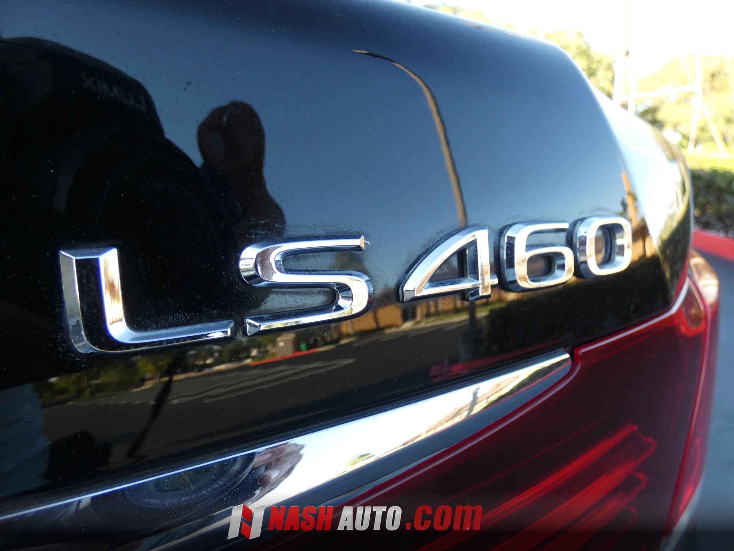 Used 2014 Lexus LS 460 w/ F Sport Package RWD image 27