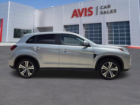 Used 2025 Mitsubishi Outlander Sport SE AWD/4WD image 5