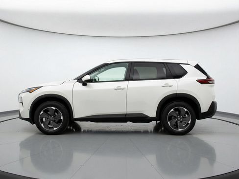 Used 2025 Nissan Rogue SV image 5