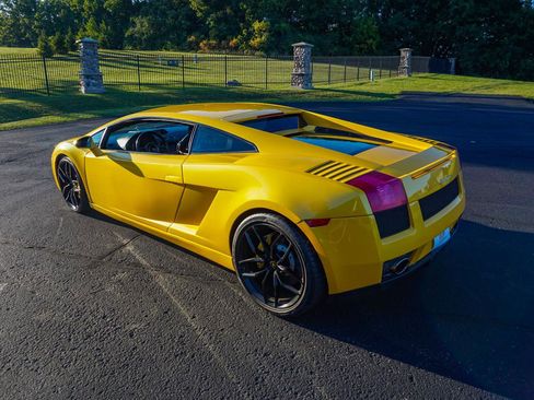 Used 2005 Lamborghini Gallardo image 8