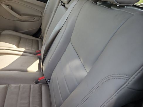 Used 2015 Ford Escape Titanium FWD image 7