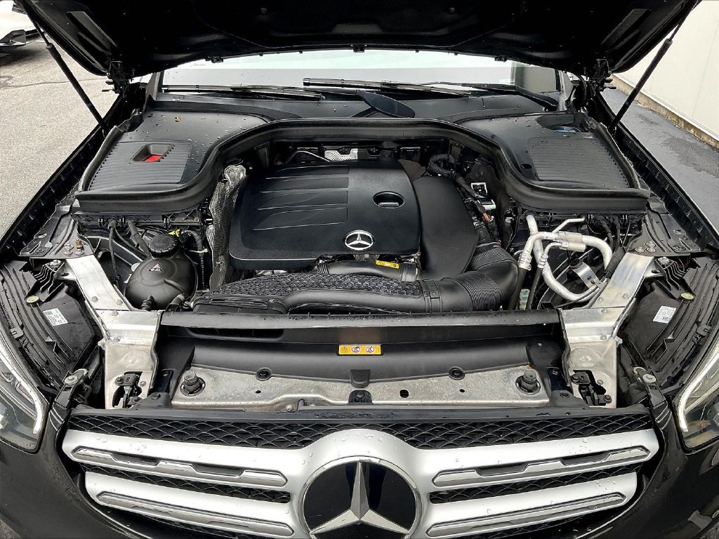 Used 2022 Mercedes-Benz GLC 300 4MATIC w/ Multimedia Package Lite image 29