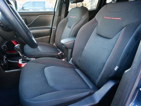 Used 2022 Jeep Renegade Trailhawk image 13