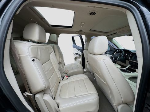 Used 2020 GMC Acadia Denali w/ Trailering Package image 25